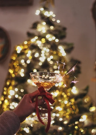 Una foto per poder donar un bon any nou i dia de reis amb un arbre de nadal